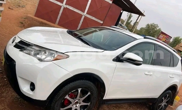 Sayi Na hannu Toyota RAV4 Sauran Mota in Ouagadougou a Burkina Faso Sayi Na hannu Toyota RAV4 Sauran Mota in Ouagadougou a Burkina Faso
