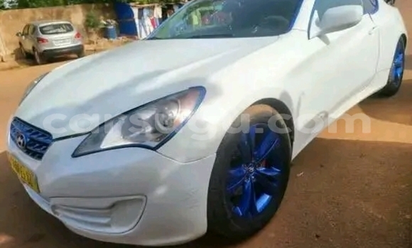 Sayi Na hannu Ford B-MAX White Mota in Ouagadougou a Burkina Faso Sayi Na hannu Ford B-MAX White Mota in Ouagadougou a Burkina Faso