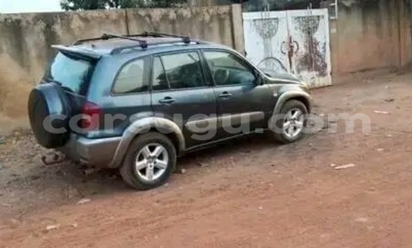 Sayi Na hannu Toyota RAV4 Black Mota in Ouagadougou a Burkina Faso Sayi Na hannu Toyota RAV4 Black Mota in Ouagadougou a Burkina Faso