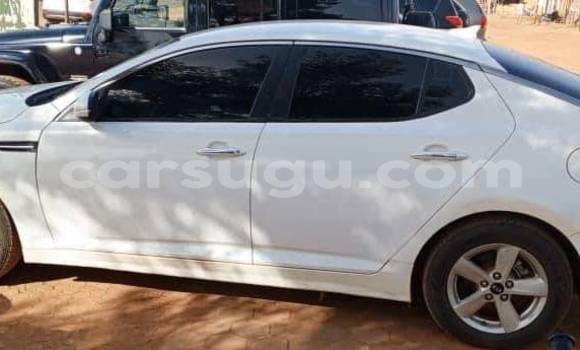 Acheter Occasion Voiture Kia Optima Blanc à Ouagadougou, Burkina-Faso Acheter Occasion Voiture Kia Optima Blanc à Ouagadougou, Burkina-Faso