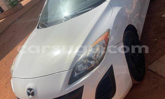 Acheter Occasion Voiture Mazda 3 Blanc à Bobo Dioulasso, Burkina-Faso Acheter Occasion Voiture Mazda 3 Blanc à Bobo Dioulasso, Burkina-Faso