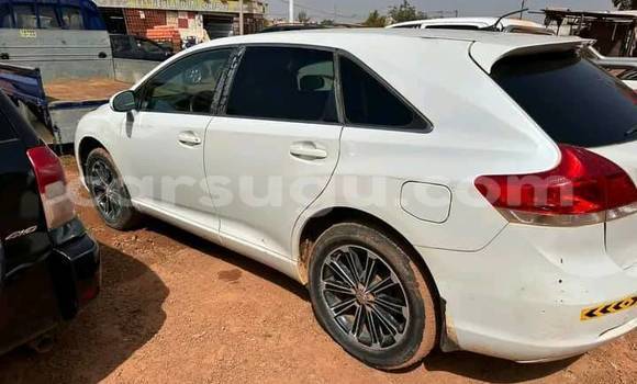 Acheter Occasion Voiture Toyota Vanguard Blanc à Ouagadougou, Burkina-Faso Acheter Occasion Voiture Toyota Vanguard Blanc à Ouagadougou, Burkina-Faso
