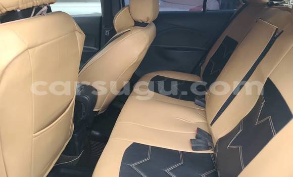 Acheter Occasion Voiture Toyota Yaris Blanc à Ouagadougou, Burkina-Faso Acheter Occasion Voiture Toyota Yaris Blanc à Ouagadougou, Burkina-Faso