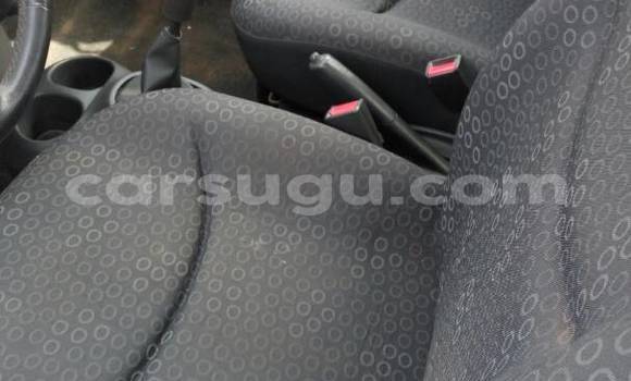 Acheter Occasion Voiture Toyota Yaris Gris à Ouagadougou, Burkina-Faso Acheter Occasion Voiture Toyota Yaris Gris à Ouagadougou, Burkina-Faso