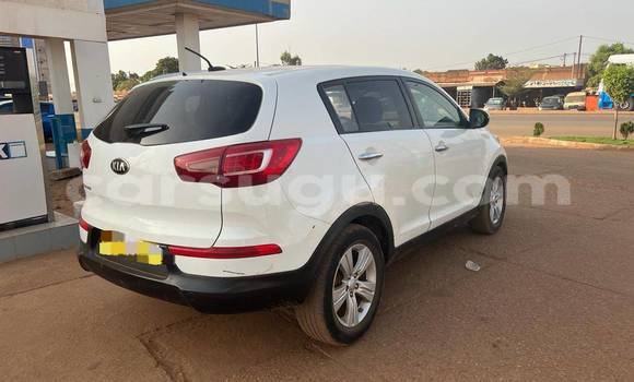 Acheter Occasion Voiture Kia Sportage Blanc à Ouagadougou, Burkina-Faso Acheter Occasion Voiture Kia Sportage Blanc à Ouagadougou, Burkina-Faso