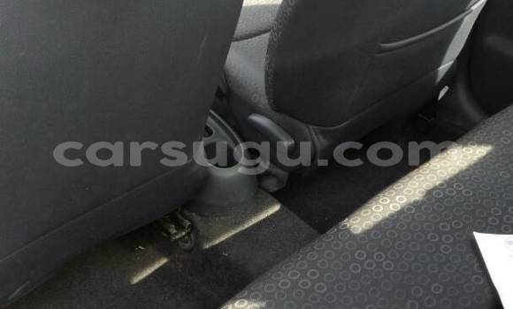 Acheter Occasion Voiture Toyota Yaris Gris à Ouagadougou, Burkina-Faso Acheter Occasion Voiture Toyota Yaris Gris à Ouagadougou, Burkina-Faso