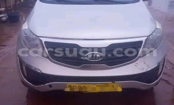 Sayi Na hannu Kia Sportage Azurfa Mota in Ouagadougou a Burkina Faso Sayi Na hannu Kia Sportage Azurfa Mota in Ouagadougou a Burkina Faso