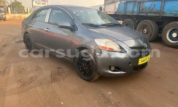 Acheter Occasion Voiture Toyota Yaris Gris à Ouagadougou, Burkina-Faso Acheter Occasion Voiture Toyota Yaris Gris à Ouagadougou, Burkina-Faso