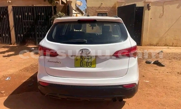 Acheter Occasion Voiture Hyundai Santa Fe Blanc à Ouagadougou, Burkina-Faso Acheter Occasion Voiture Hyundai Santa Fe Blanc à Ouagadougou, Burkina-Faso