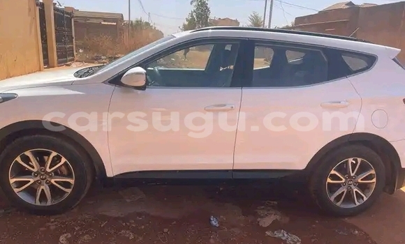 Acheter Occasion Voiture Hyundai Santa Fe Blanc à Ouagadougou, Burkina-Faso Acheter Occasion Voiture Hyundai Santa Fe Blanc à Ouagadougou, Burkina-Faso