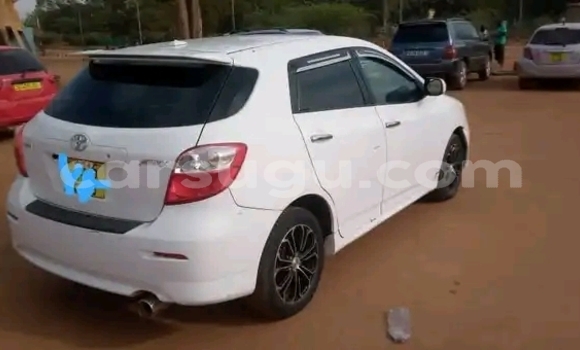 Acheter Occasion Voiture Toyota Matrix Blanc à Ouagadougou, Burkina-Faso Acheter Occasion Voiture Toyota Matrix Blanc à Ouagadougou, Burkina-Faso