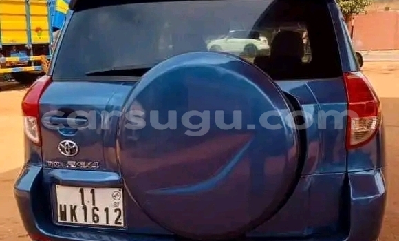 Acheter Occasion Voiture Toyota RAV4 Bleu à Ouagadougou, Burkina-Faso Acheter Occasion Voiture Toyota RAV4 Bleu à Ouagadougou, Burkina-Faso