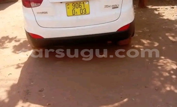 Acheter Occasion Voiture Hyundai Tucson Blanc à Ouagadougou, Burkina-Faso Acheter Occasion Voiture Hyundai Tucson Blanc à Ouagadougou, Burkina-Faso