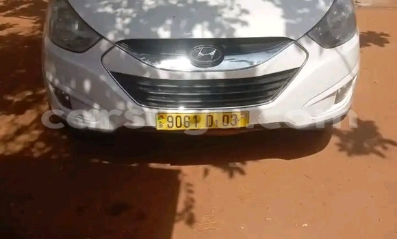 Acheter Occasion Voiture Hyundai Tucson Blanc à Ouagadougou, Burkina-Faso Acheter Occasion Voiture Hyundai Tucson Blanc à Ouagadougou, Burkina-Faso