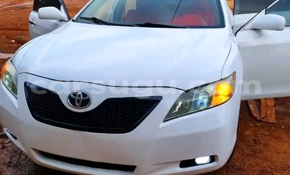 Acheter Occasion Voiture Toyota Camry Blanc à Ouagadougou, Burkina-Faso Acheter Occasion Voiture Toyota Camry Blanc à Ouagadougou, Burkina-Faso