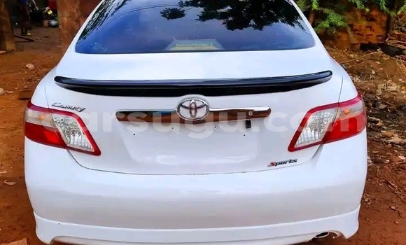 Acheter Occasion Voiture Toyota Camry Blanc à Ouagadougou, Burkina-Faso Acheter Occasion Voiture Toyota Camry Blanc à Ouagadougou, Burkina-Faso