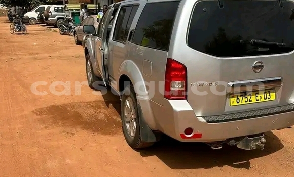 Acheter Occasion Voiture Nissan Pathfinder Gris à Ouagadougou, Burkina-Faso Acheter Occasion Voiture Nissan Pathfinder Gris à Ouagadougou, Burkina-Faso
