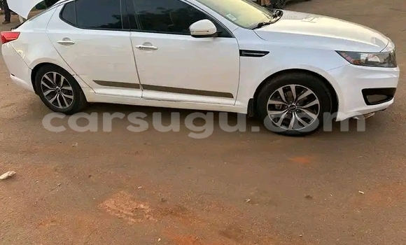 Acheter Occasion Voiture Kia Optima Blanc à Ouagadougou, Burkina-Faso Acheter Occasion Voiture Kia Optima Blanc à Ouagadougou, Burkina-Faso