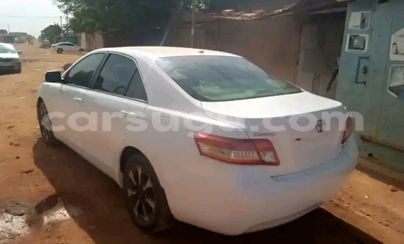 Acheter Occasion Voiture Toyota Camry Blanc à Ouagadougou, Burkina-Faso Acheter Occasion Voiture Toyota Camry Blanc à Ouagadougou, Burkina-Faso