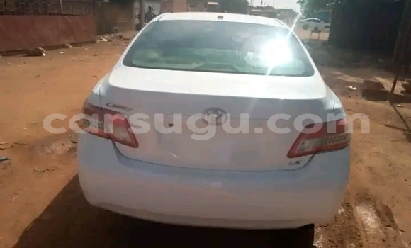 Acheter Occasion Voiture Toyota Camry Blanc à Ouagadougou, Burkina-Faso Acheter Occasion Voiture Toyota Camry Blanc à Ouagadougou, Burkina-Faso