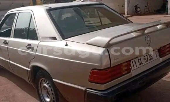 Acheter Occasion Voiture Mercedes-Benz 190 Other à Ouagadougou, Burkina-Faso Acheter Occasion Voiture Mercedes-Benz 190 Other à Ouagadougou, Burkina-Faso