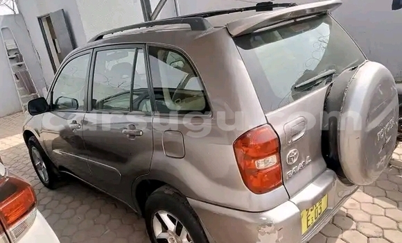 Acheter Occasion Voiture Toyota RAV4 Autre à Ouagadougou, Burkina-Faso Acheter Occasion Voiture Toyota RAV4 Autre à Ouagadougou, Burkina-Faso