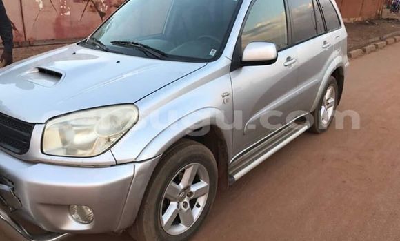 Acheter Occasion Voiture Toyota RAV4 Gris à Ouagadougou au Burkina-Faso Acheter Occasion Voiture Toyota RAV4 Gris à Ouagadougou au Burkina-Faso