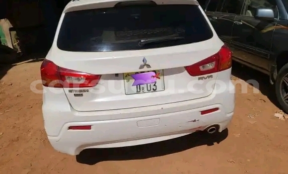 Acheter Occasion Voiture Mitsubishi Outlander Blanc à Ouagadougou, Burkina-Faso Acheter Occasion Voiture Mitsubishi Outlander Blanc à Ouagadougou, Burkina-Faso