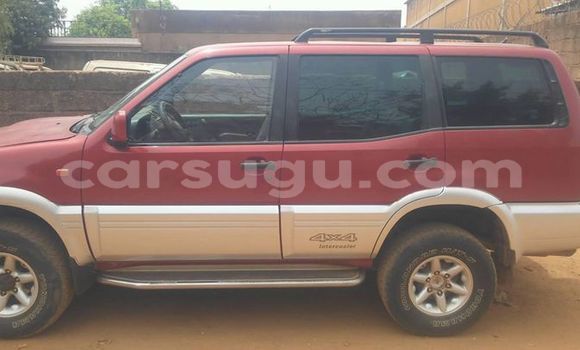 Acheter Occasion Voiture Nissan Terrano Rouge à Ouagadougou, Burkina-Faso Acheter Occasion Voiture Nissan Terrano Rouge à Ouagadougou, Burkina-Faso