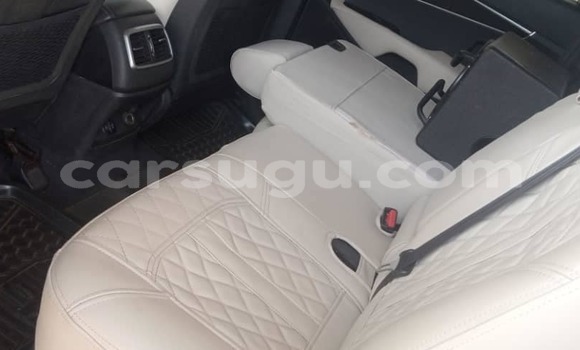 Acheter Occasion Voiture Kia Sorento Noir à Bobo Dioulasso, Burkina-Faso Acheter Occasion Voiture Kia Sorento Noir à Bobo Dioulasso, Burkina-Faso