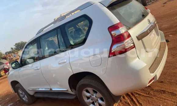 Acheter Occasion Voiture Toyota Prado Blanc à Ouagadougou, Burkina-Faso Acheter Occasion Voiture Toyota Prado Blanc à Ouagadougou, Burkina-Faso