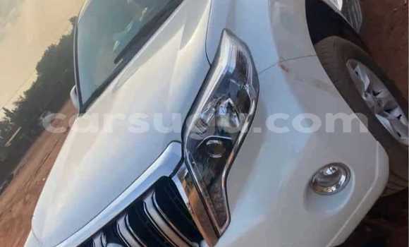 Acheter Occasion Voiture Toyota Prado Blanc à Ouagadougou, Burkina-Faso Acheter Occasion Voiture Toyota Prado Blanc à Ouagadougou, Burkina-Faso