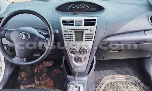 Acheter Occasion Voiture Toyota Yaris Blanc à Bekuy, Houet Acheter Occasion Voiture Toyota Yaris Blanc à Bekuy, Houet