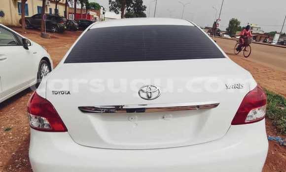 Acheter Occasion Voiture Toyota Yaris Blanc à Bekuy, Houet Acheter Occasion Voiture Toyota Yaris Blanc à Bekuy, Houet