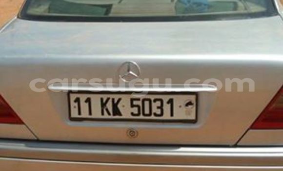 Acheter Occasion Voiture Mercedes‒Benz C-Class Gris à Ouagadougou au Burkina-Faso Acheter Occasion Voiture Mercedes‒Benz C-Class Gris à Ouagadougou au Burkina-Faso