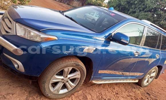 Acheter Occasion Voiture Toyota Highlander Bleu à Boromo, Bale Acheter Occasion Voiture Toyota Highlander Bleu à Boromo, Bale