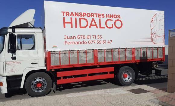 Acheter Occasion Utilitaire Man Silent Blanc à Bobo Dioulasso, Burkina-Faso Acheter Occasion Utilitaire Man Silent Blanc à Bobo Dioulasso, Burkina-Faso