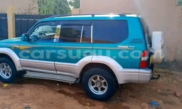 Acheter Occasion Voiture Toyota Prado Vert à Ouagadougou, Burkina-Faso Acheter Occasion Voiture Toyota Prado Vert à Ouagadougou, Burkina-Faso
