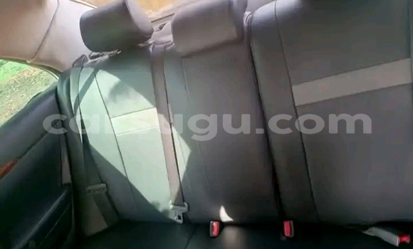 Acheter Occasion Voiture Toyota Avensis Beige à Ouagadougou, Burkina-Faso Acheter Occasion Voiture Toyota Avensis Beige à Ouagadougou, Burkina-Faso