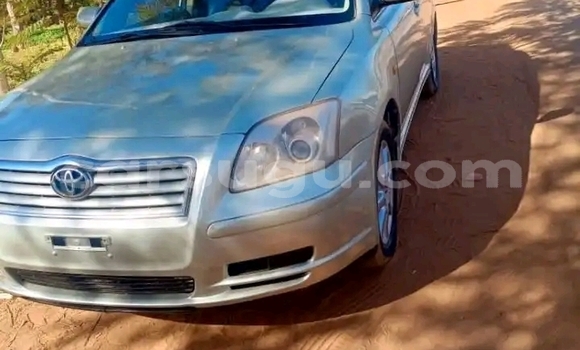 Acheter Occasion Voiture Toyota Avensis Beige à Ouagadougou, Burkina-Faso Acheter Occasion Voiture Toyota Avensis Beige à Ouagadougou, Burkina-Faso