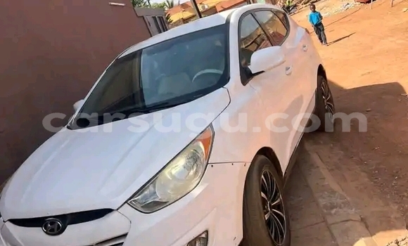 Acheter Occasion Voiture Hyundai Tucson Blanc à Ouagadougou, Burkina-Faso Acheter Occasion Voiture Hyundai Tucson Blanc à Ouagadougou, Burkina-Faso