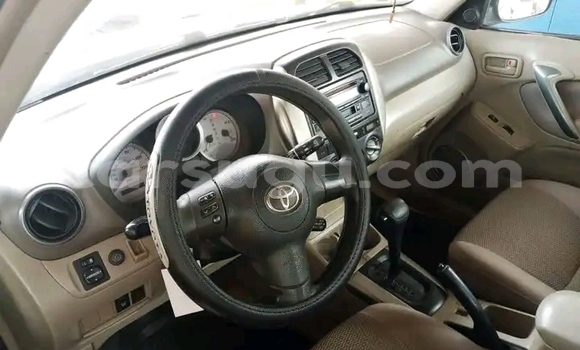 Acheter Occasion Voiture Toyota RAV4 Other à Ouagadougou, Burkina-Faso Acheter Occasion Voiture Toyota RAV4 Other à Ouagadougou, Burkina-Faso