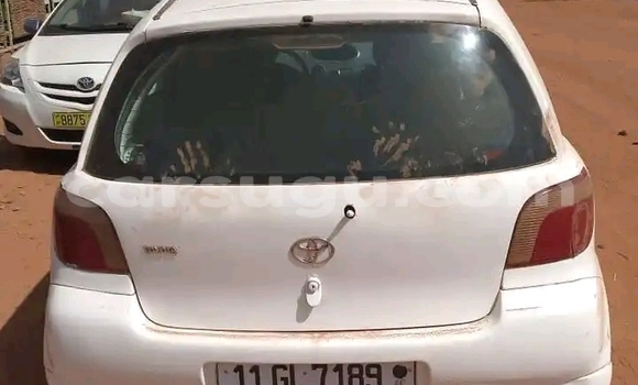 Acheter Occasion Voiture Toyota Yaris Blanc à Ouagadougou, Burkina-Faso Acheter Occasion Voiture Toyota Yaris Blanc à Ouagadougou, Burkina-Faso