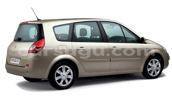 Sayi Na hannu Renault Kangoo Brown Mota in Ouagadougou a Burkina Faso