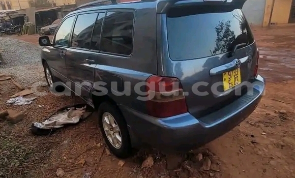 Acheter Occasion Voiture Toyota Highlander Bleu à Ouagadougou, Burkina-Faso Acheter Occasion Voiture Toyota Highlander Bleu à Ouagadougou, Burkina-Faso