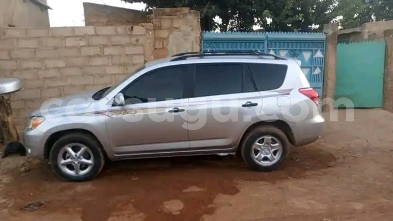 Big with watermark toyota rav4 burkina faso ouagadougou 9132