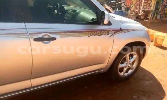 Acheter Occasion Voiture Toyota RAV4 Beige à Ouagadougou, Burkina-Faso Acheter Occasion Voiture Toyota RAV4 Beige à Ouagadougou, Burkina-Faso