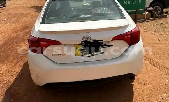 Acheter Occasion Voiture Toyota Corolla Blanc à Ouagadougou, Burkina-Faso Acheter Occasion Voiture Toyota Corolla Blanc à Ouagadougou, Burkina-Faso