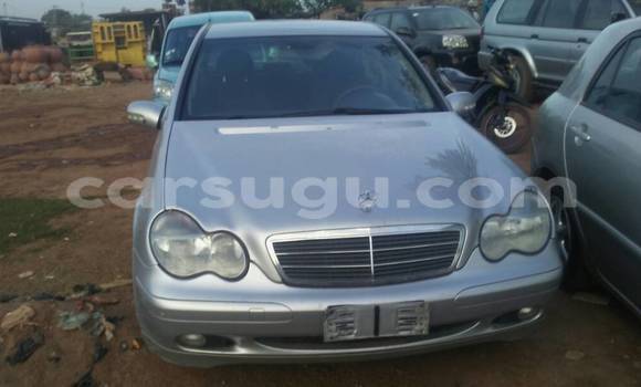 Acheter Occasion Voiture Mercedes‒Benz C-Class Gris à Ouagadougou au Burkina-Faso Acheter Occasion Voiture Mercedes‒Benz C-Class Gris à Ouagadougou au Burkina-Faso