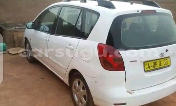 Acheter Occasion Voiture Toyota Corolla Verso Blanc à Ouagadougou, Burkina-Faso Acheter Occasion Voiture Toyota Corolla Verso Blanc à Ouagadougou, Burkina-Faso